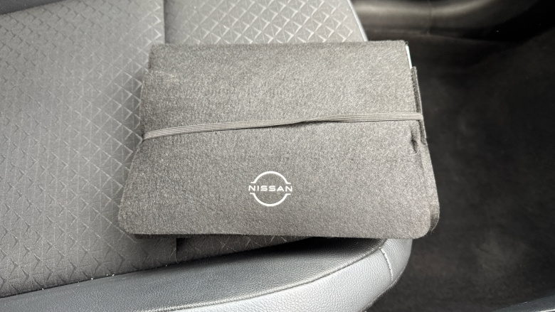 Nissan Juke 1.0 DiG-T 114 N-Connecta 5dr DCT Petrol Hatchback